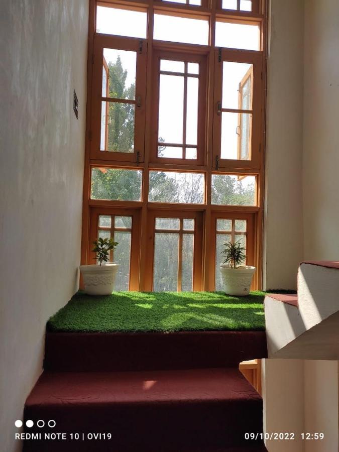 Green Resort Сринагар Экстерьер фото
