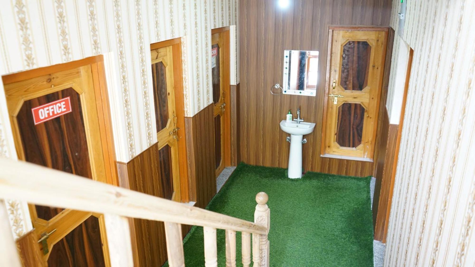Green Resort Сринагар Экстерьер фото